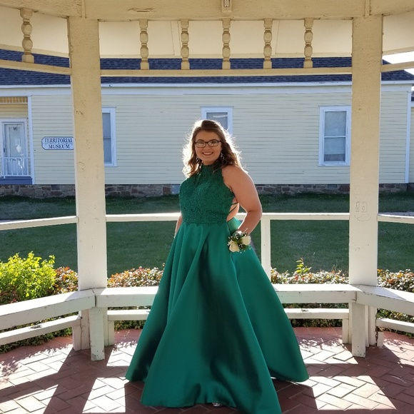 Prom Dress - Picture 8 of 8